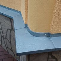 Dachklempnerei I Erthner GmbH Sanitär - Heizung - Bauklempnerei I Referenzen I Simsverkleidung